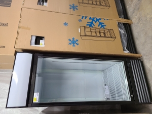 Réfrigérateur neuf 1 porte vitrée - 5 tablettes grillagées - 28’’ x 31’’ x 81’’